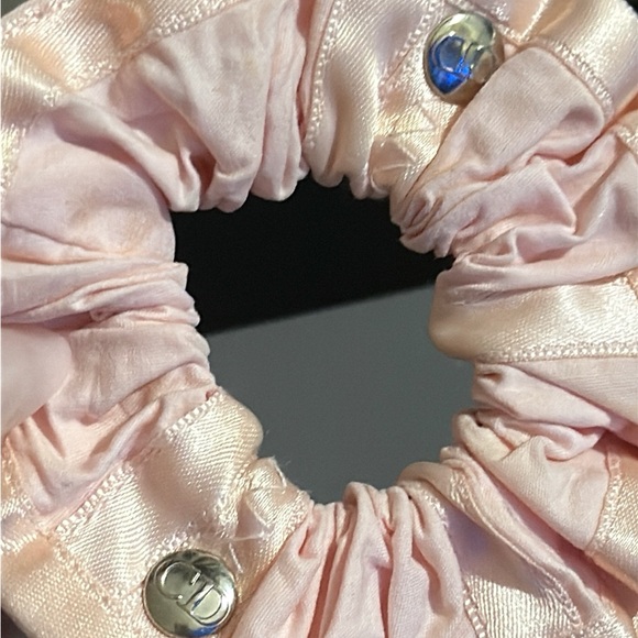 Auth Dior Pink Scrunchie hair tie with silver CD rivet accents vintage Rare - Picture 7 of 13